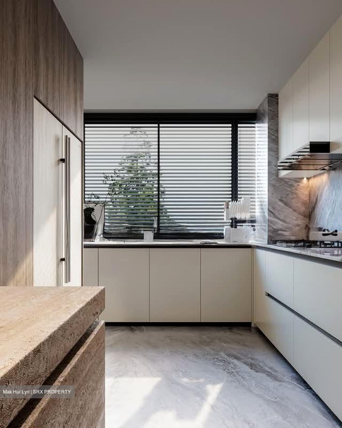 Opera Estate (D15), Terrace #551291341